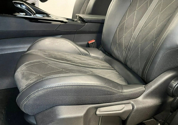 Peugeot 5008 cena 102000 przebieg: 170000, rok produkcji 2018 z Ciechanowiec małe 781